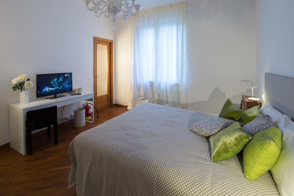 Bed and Breakfast La Sapienza Сиена Номер фото